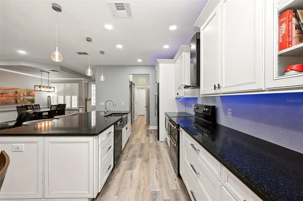 8334 Riverdale Lane Davenport FL 33896