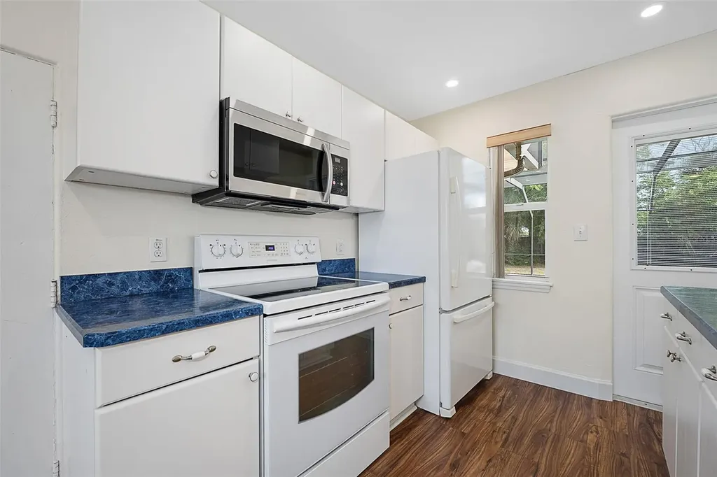 307 Manhattan Avenue Daytona Beach FL 32118