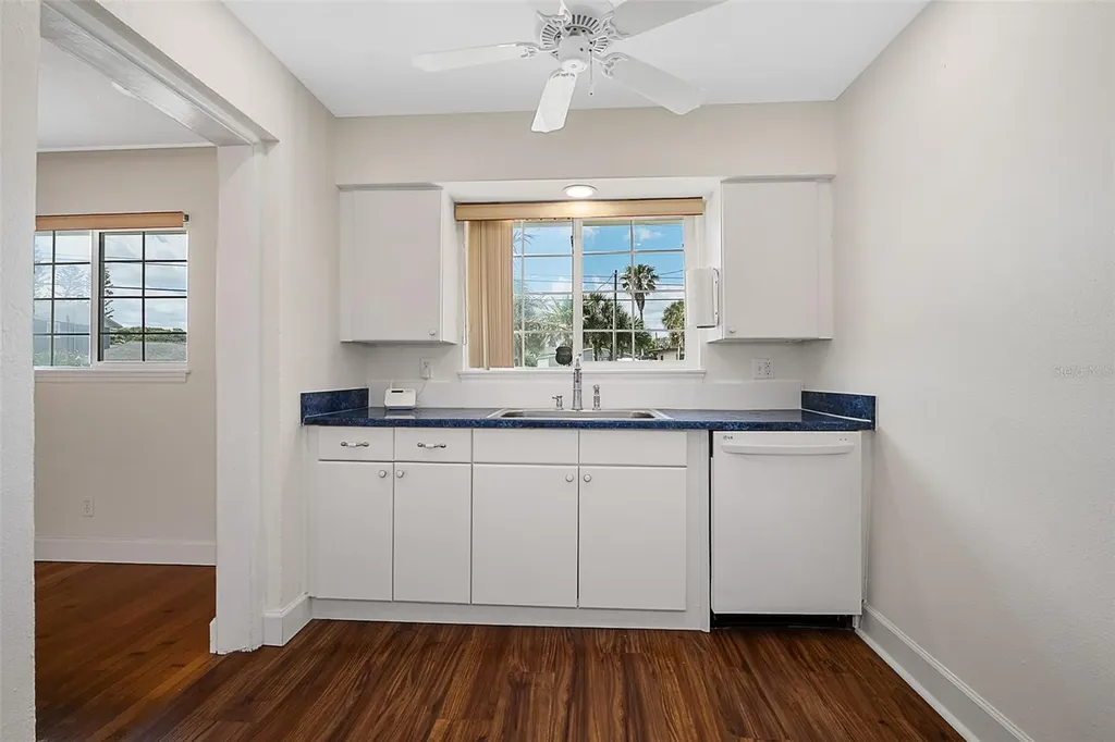 307 Manhattan Avenue Daytona Beach FL 32118