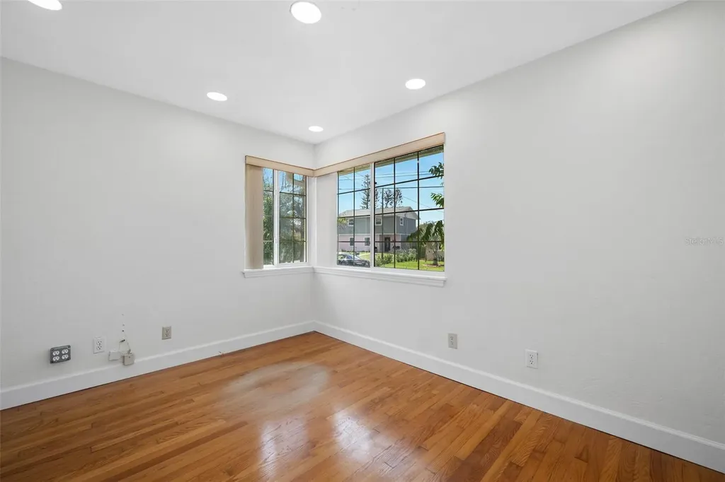307 Manhattan Avenue Daytona Beach FL 32118