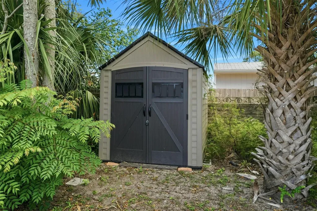 307 Manhattan Avenue Daytona Beach FL 32118
