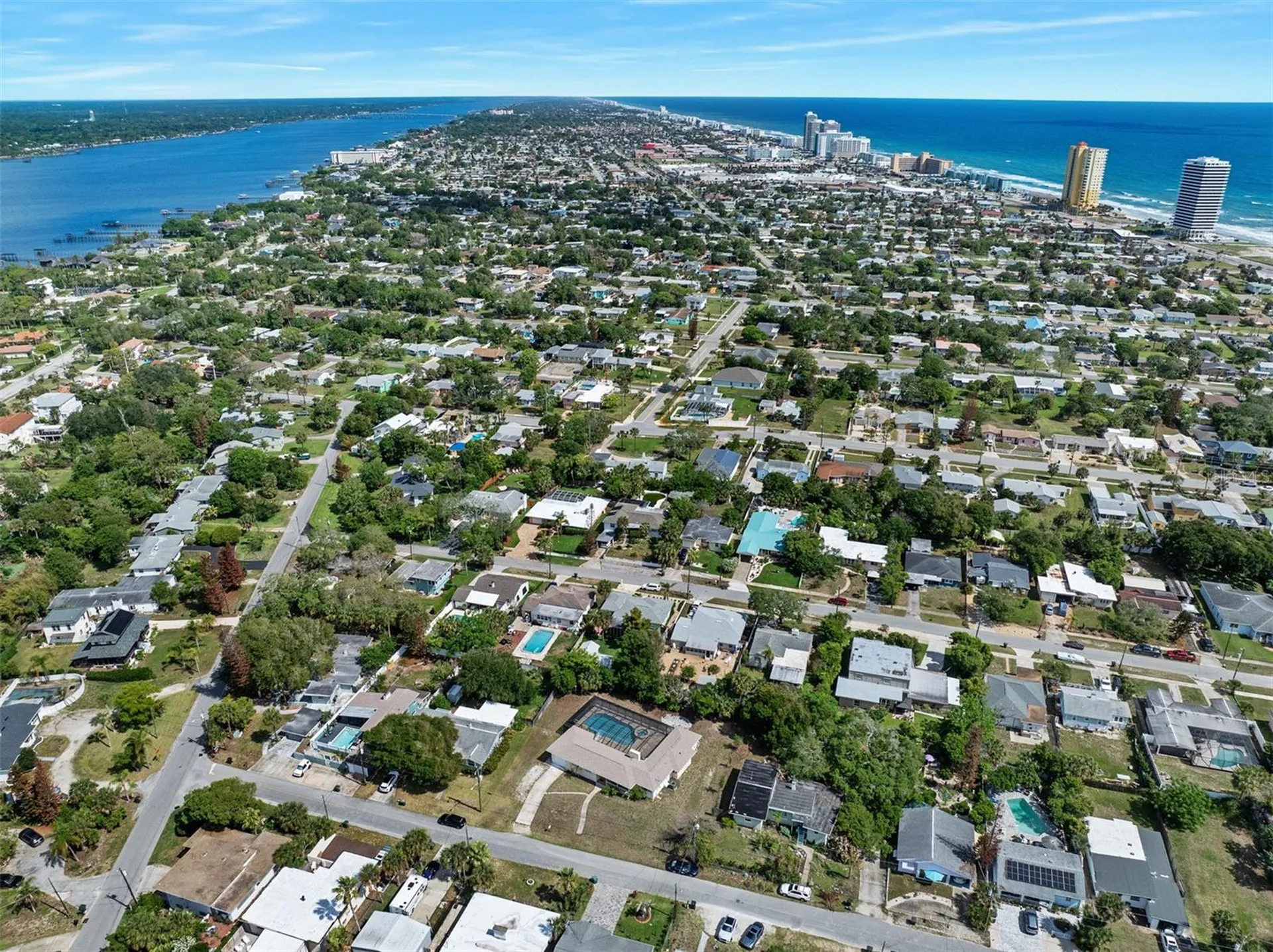 307 Manhattan Avenue Daytona Beach FL 32118