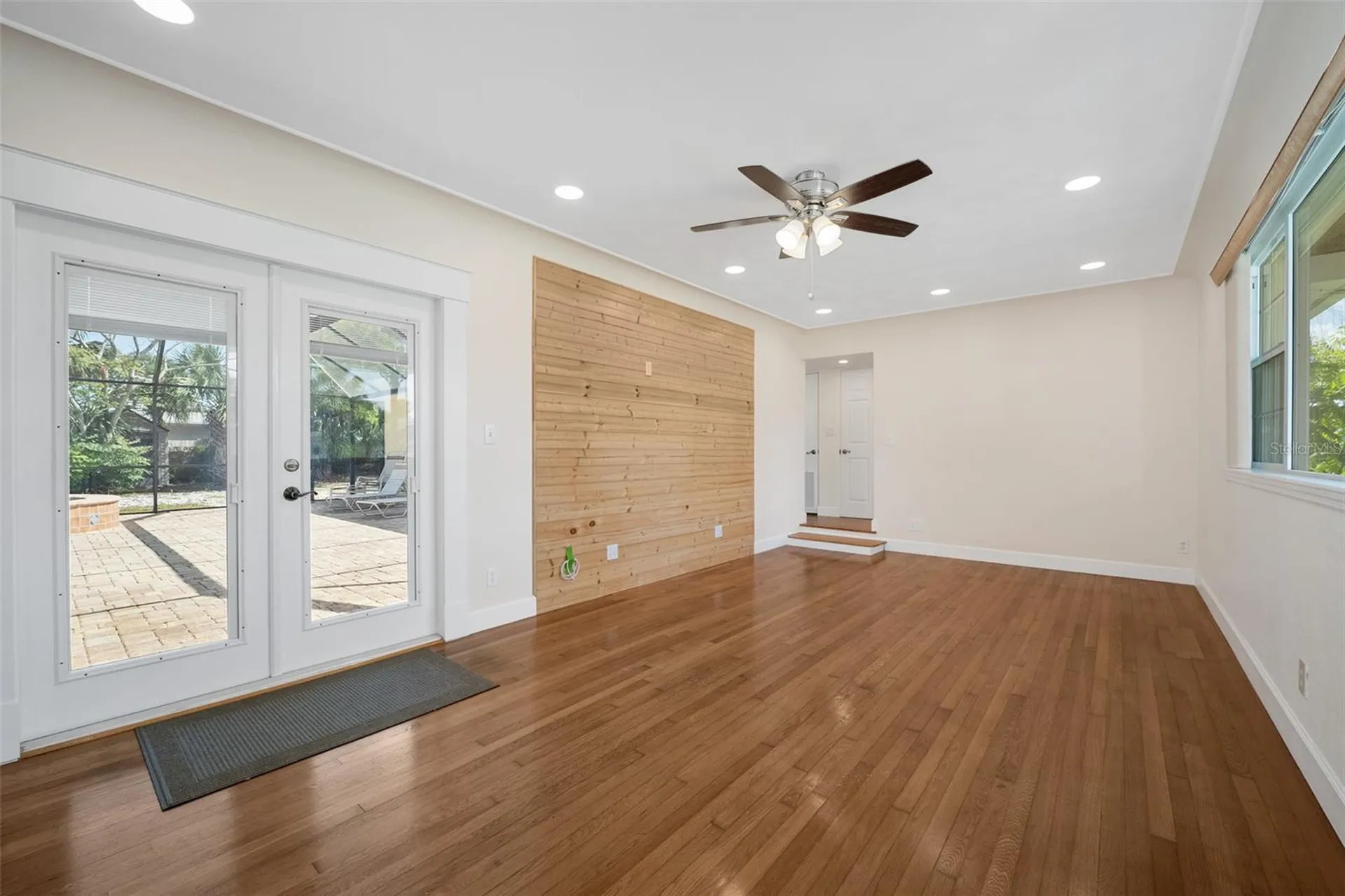 307 Manhattan Avenue Daytona Beach FL 32118