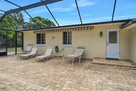 307 Manhattan Avenue Daytona Beach FL 32118