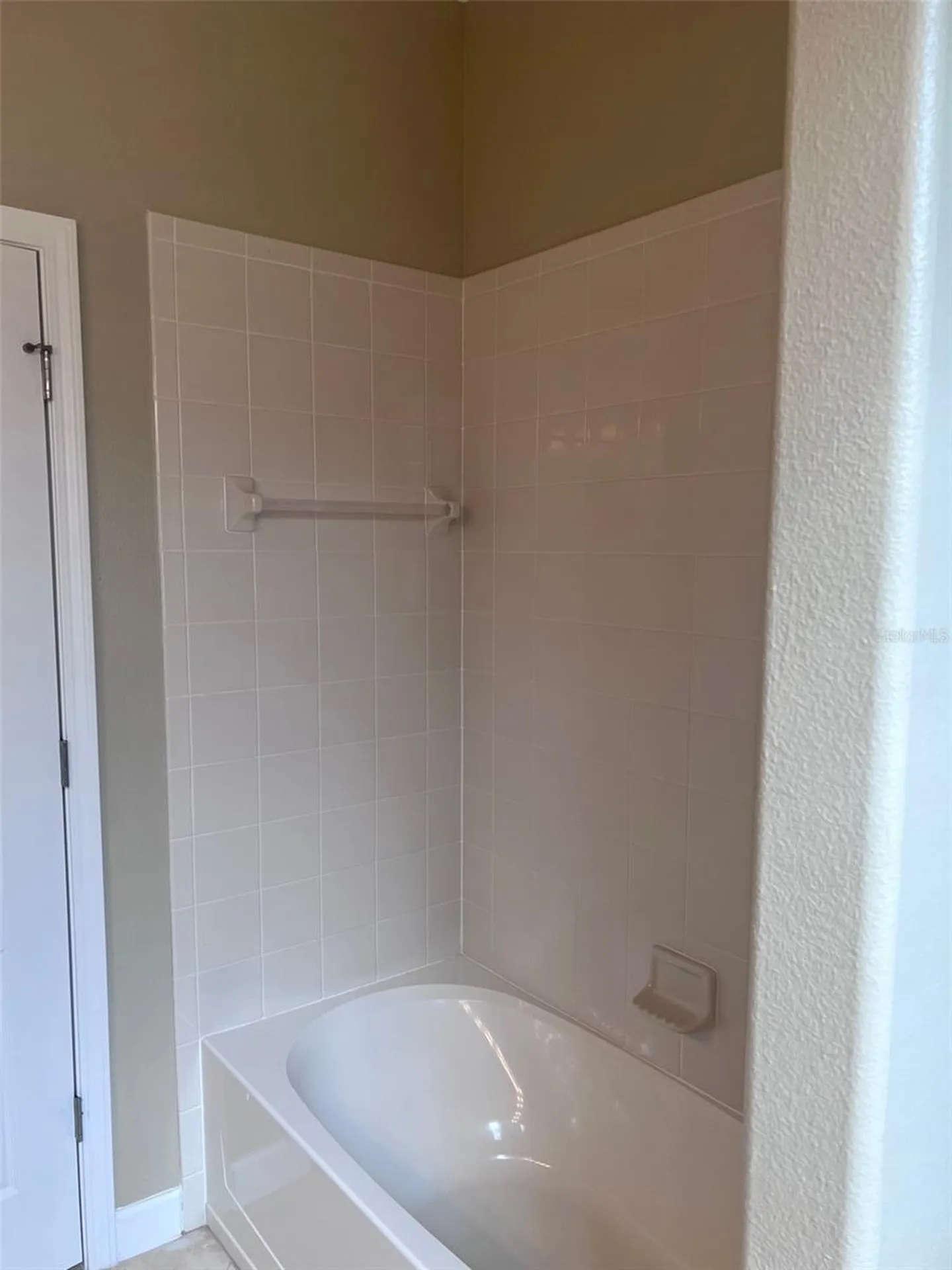 2502 Cumberland Cliff Drive Ruskin FL 33570