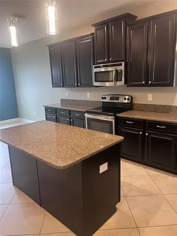2502 Cumberland Cliff Drive Ruskin FL 33570