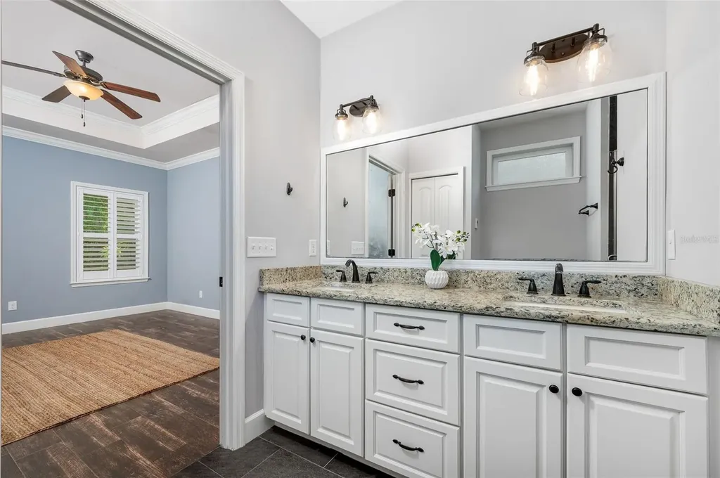 4884 SW 64th Road Gainesville FL 32608