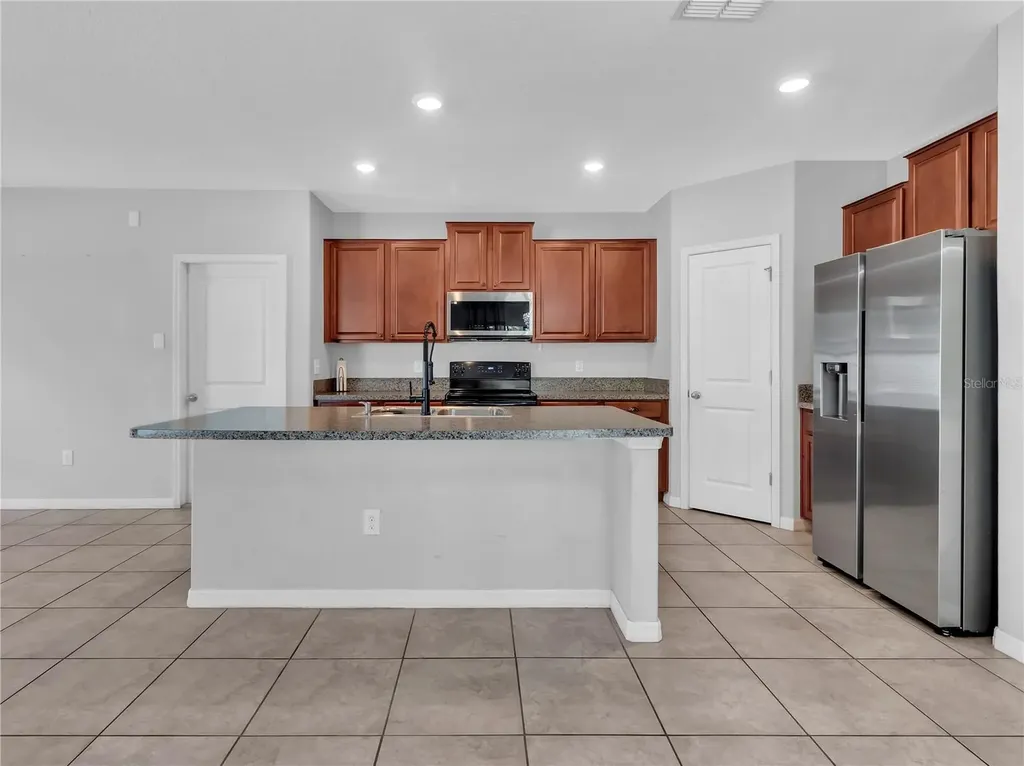 5025 Brickwood Rise Drive Wimauma FL 33598