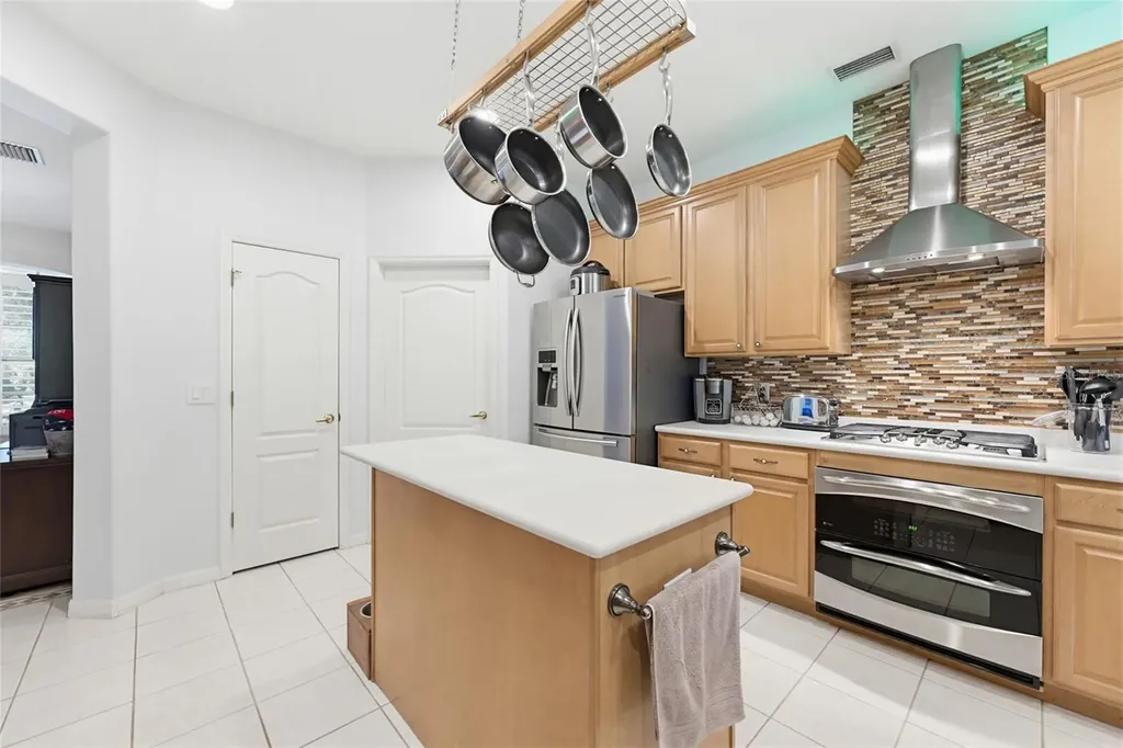 62 Camelot Ridge Drive Brandon FL 33511