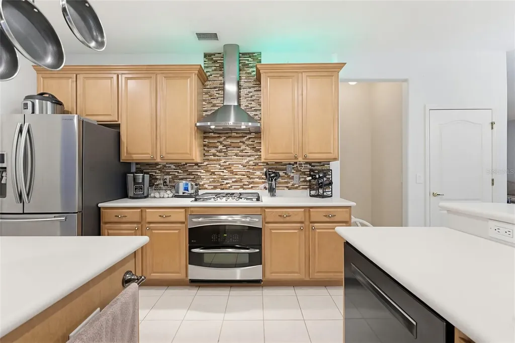 62 Camelot Ridge Drive Brandon FL 33511