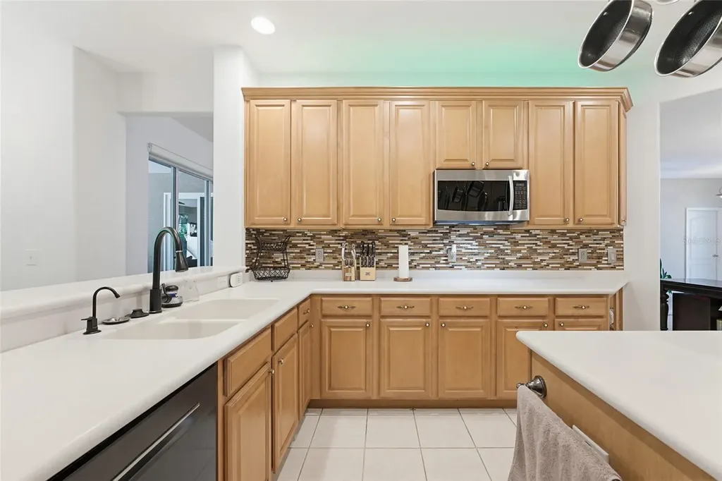 62 Camelot Ridge Drive Brandon FL 33511