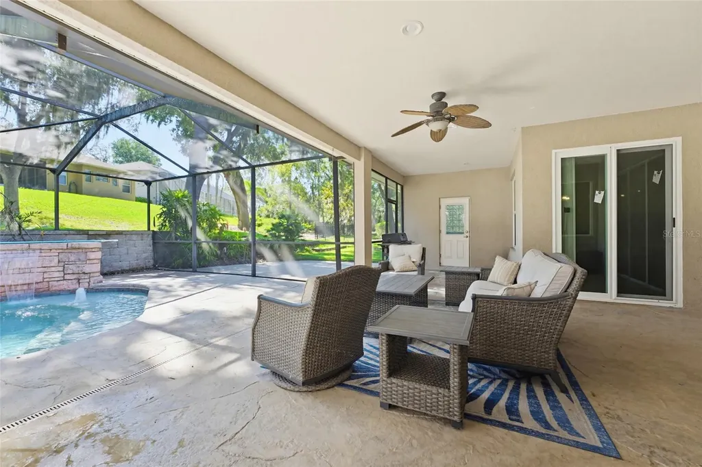 62 Camelot Ridge Drive Brandon FL 33511