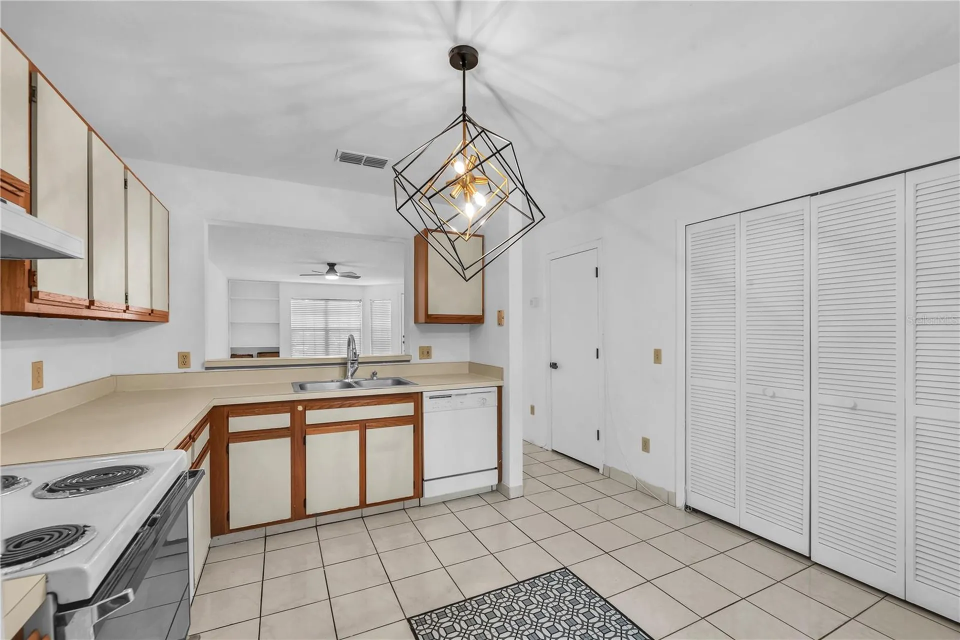5100 Burchette Road Tampa FL 33647