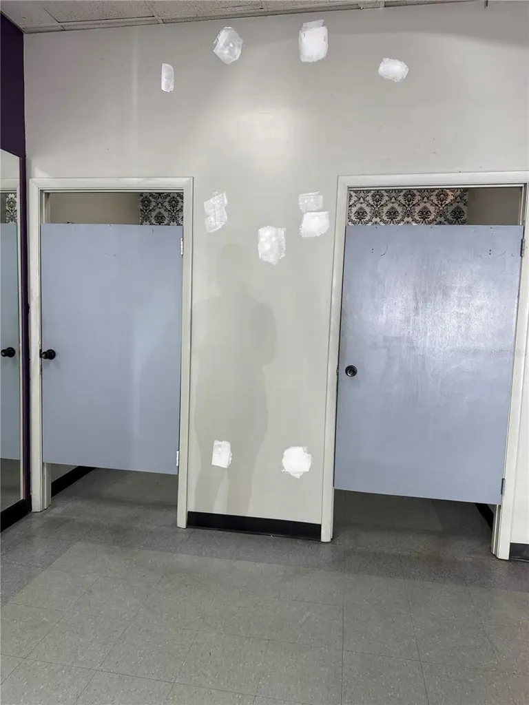 14815 N Florida Avenue Tampa FL 33613