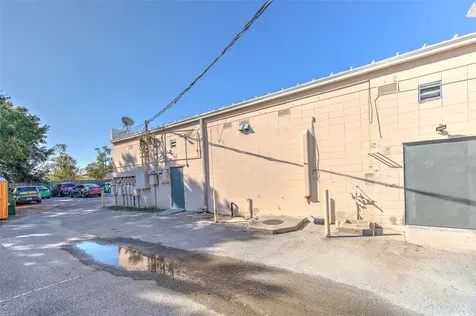 14815 N Florida Avenue Tampa FL 33613