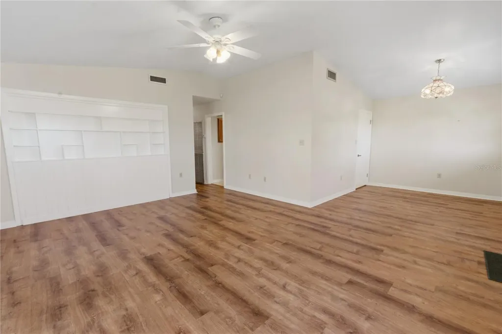 2425 Burns Avenue Lake Wales FL 33898