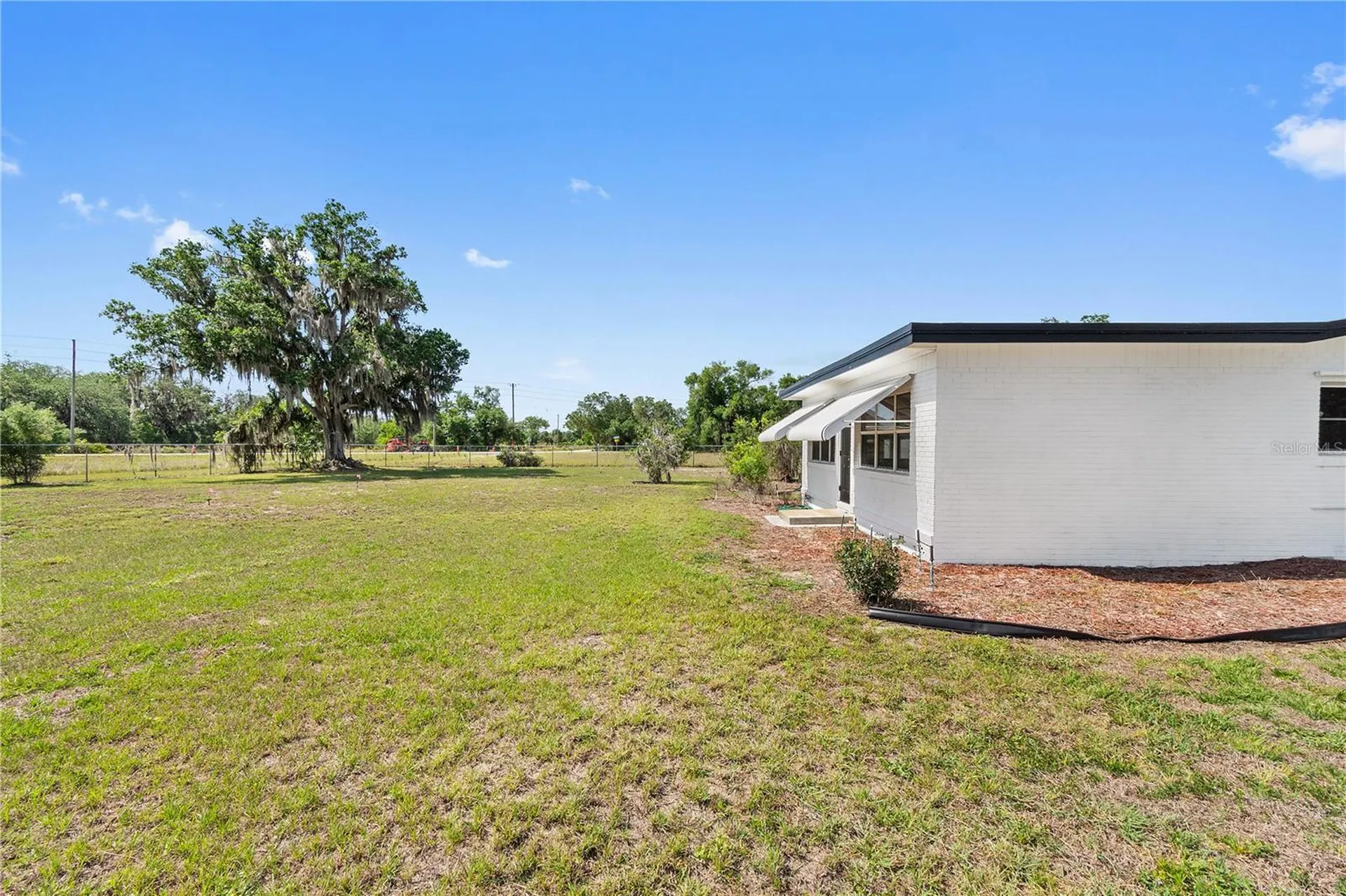 2425 Burns Avenue Lake Wales FL 33898