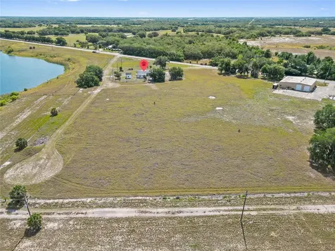 2425 Burns Avenue Lake Wales FL 33898