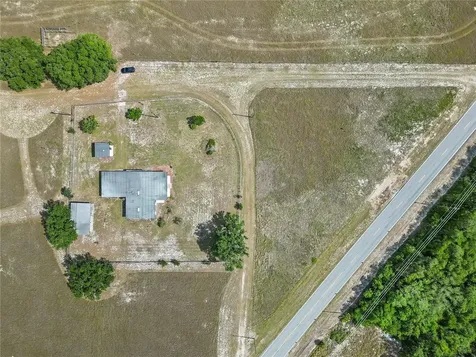 2425 Burns Avenue Lake Wales FL 33898