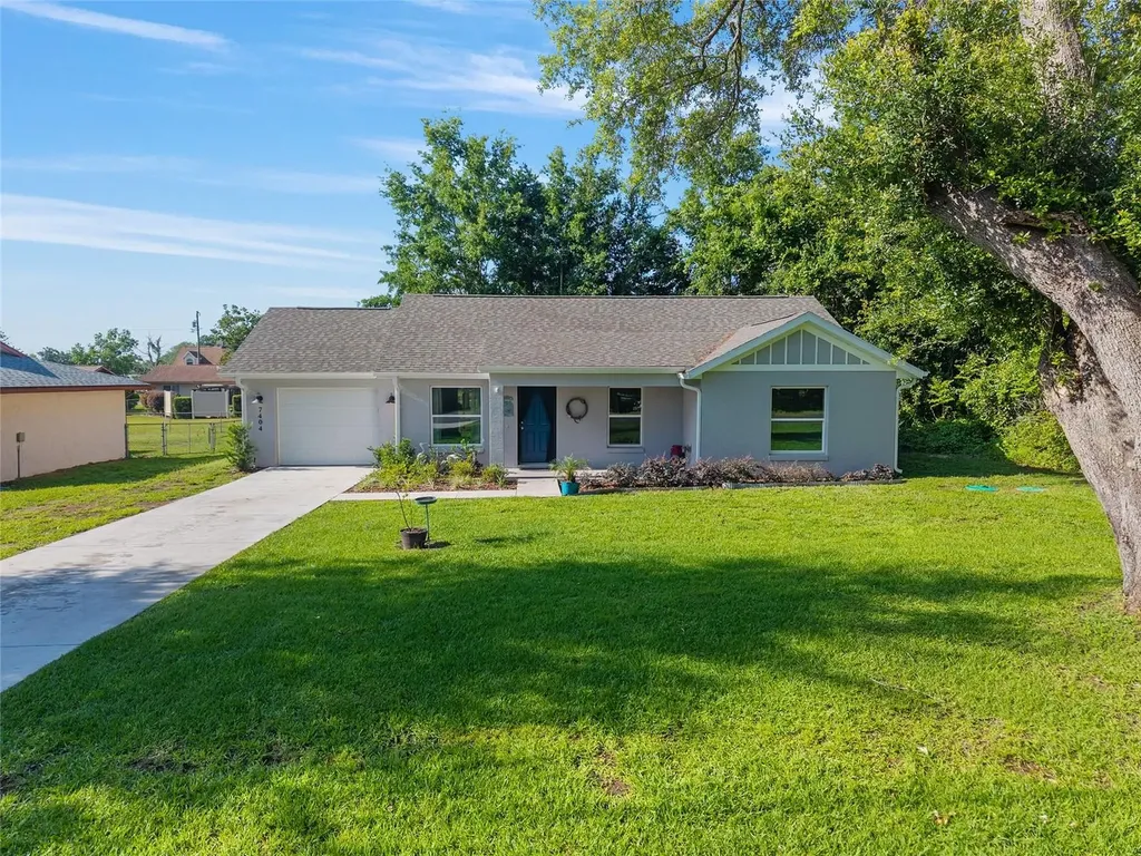 7404 SE 115th Street Belleview FL 34420