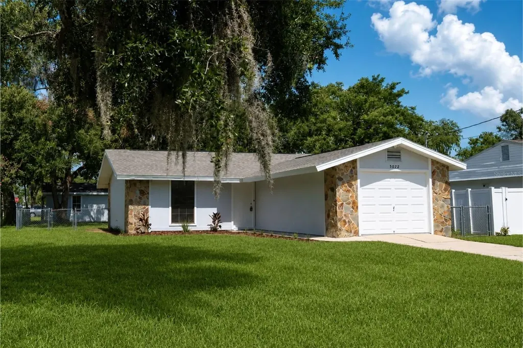 5022 5th Street Zephyrhills FL 33542