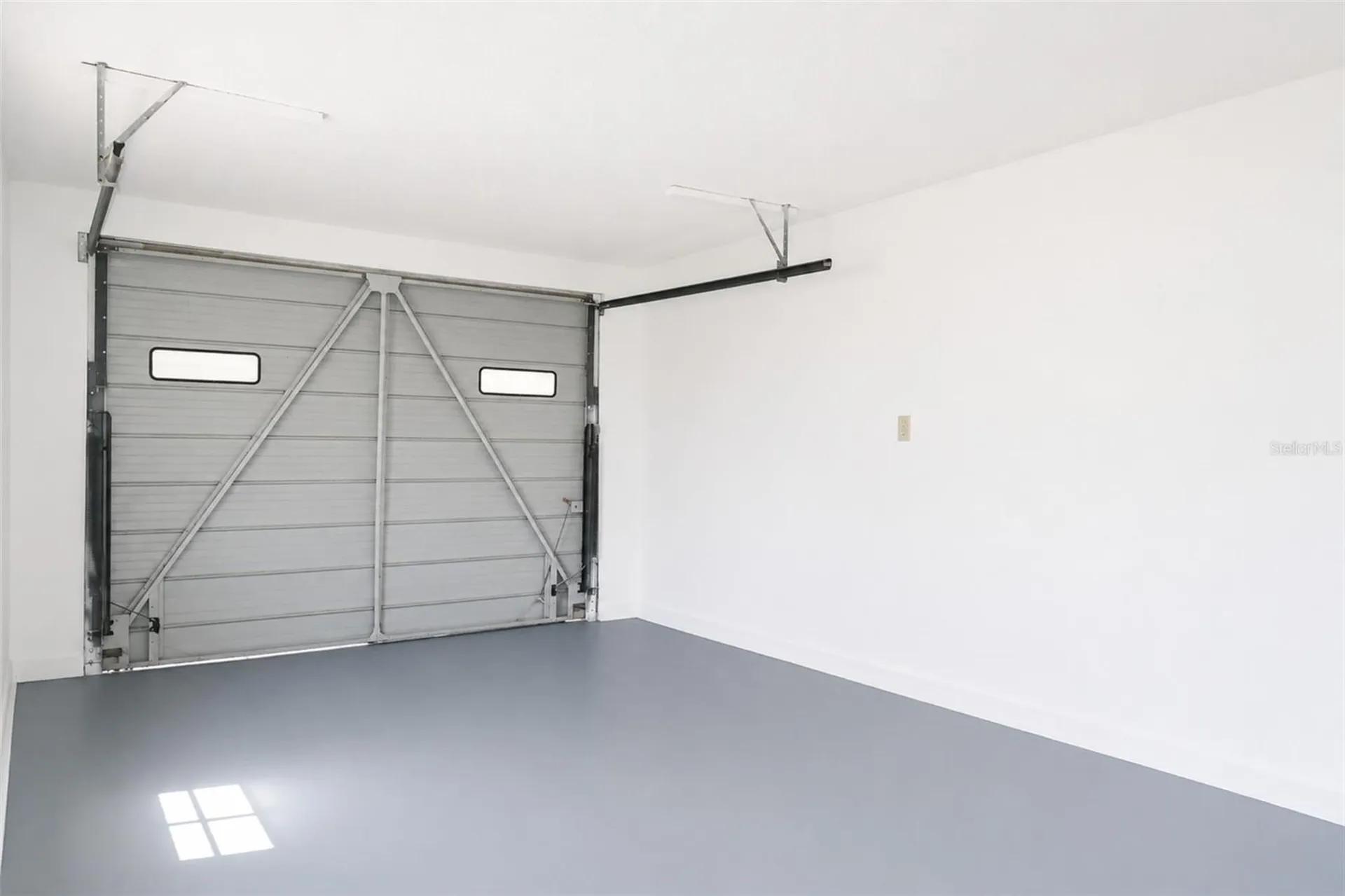 5022 5th Street Zephyrhills FL 33542