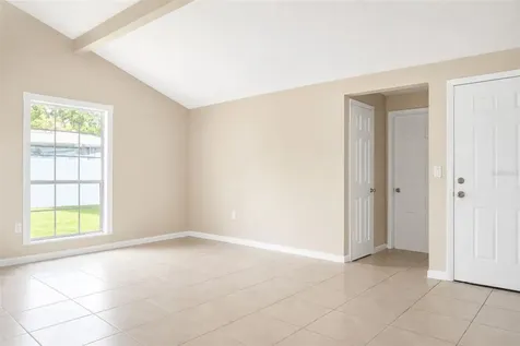5022 5th Street Zephyrhills FL 33542