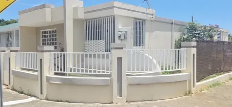 11 Calle 11 0-142, Urb, Villa Evangelina Manati PR 00674
