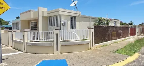 11 Calle 11 0-142, Urb, Villa Evangelina Manati PR 00674