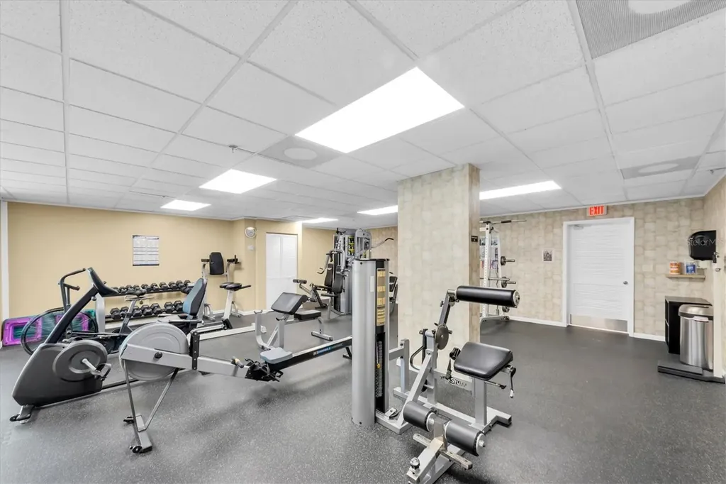 7050 Sunset Drive S South Pasadena FL 33707