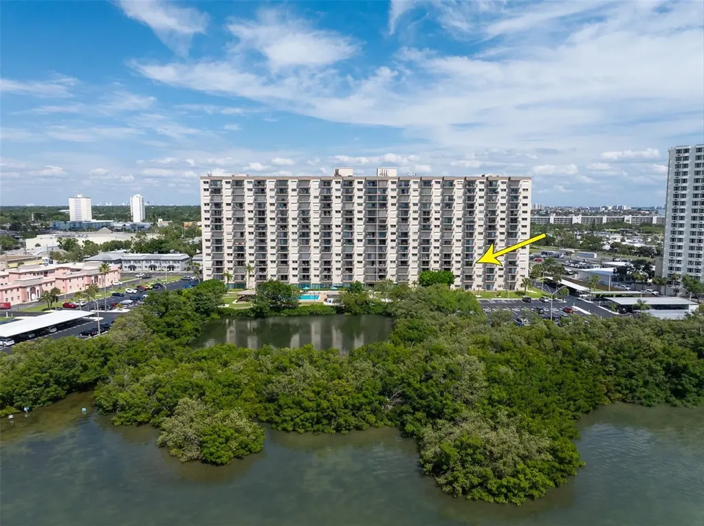 7050 Sunset Drive S South Pasadena FL 33707