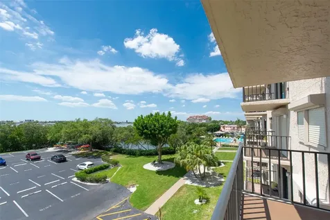 7050 Sunset Drive S South Pasadena FL 33707