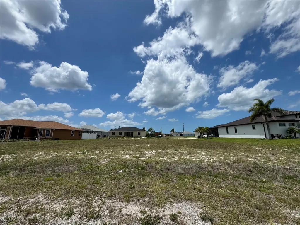 2018 NW 33rd Avenue Cape Coral FL 33993