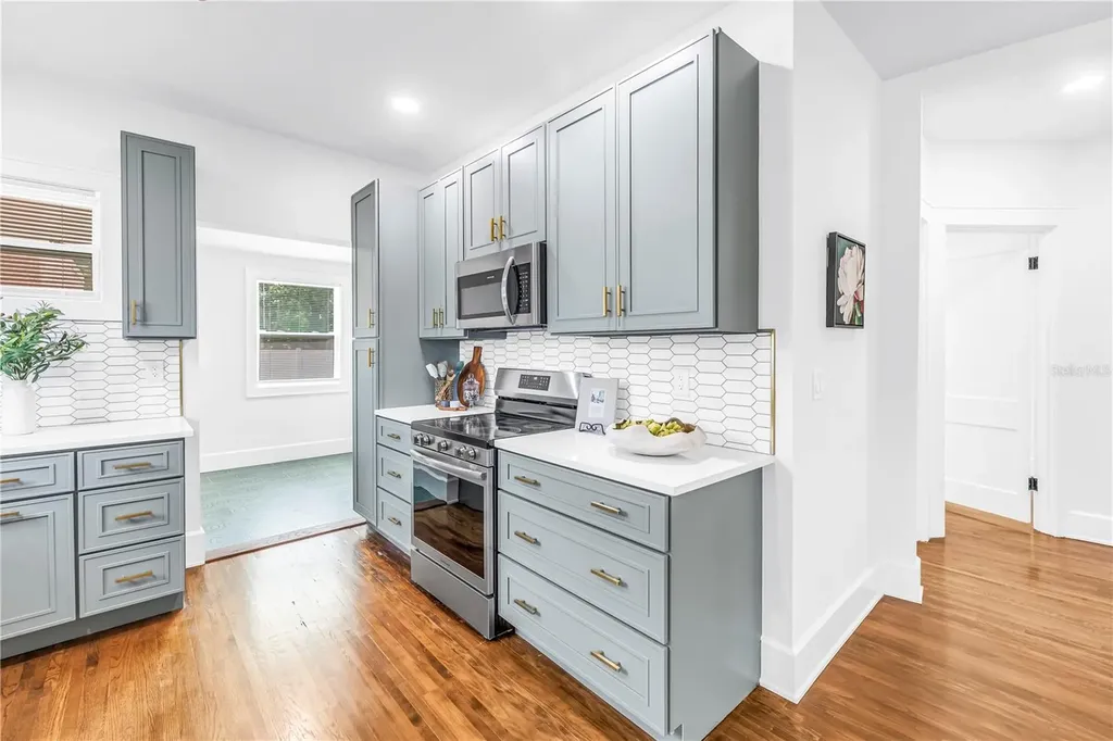 2220 23rd Street S St Petersburg FL 33712