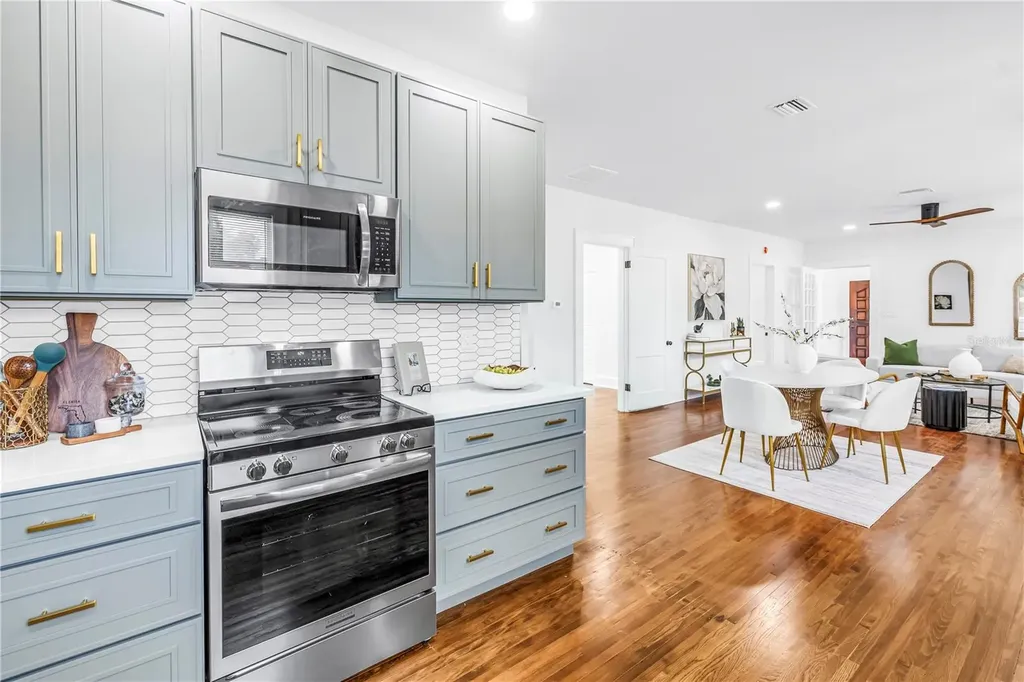 2220 23rd Street S St Petersburg FL 33712