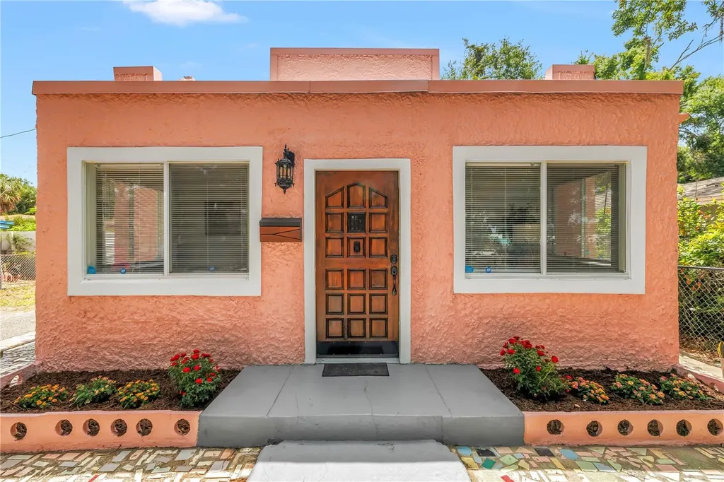 2220 23rd Street S St Petersburg FL 33712