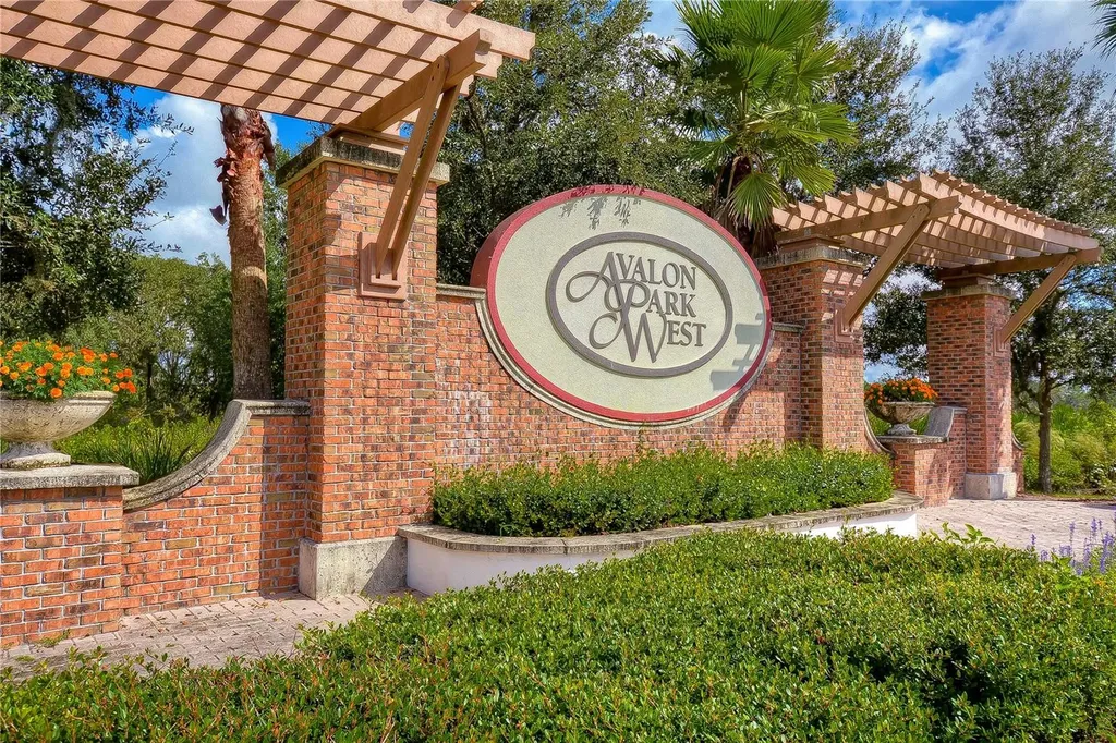 5460 Warrington Town Path Wesley Chapel FL 33545