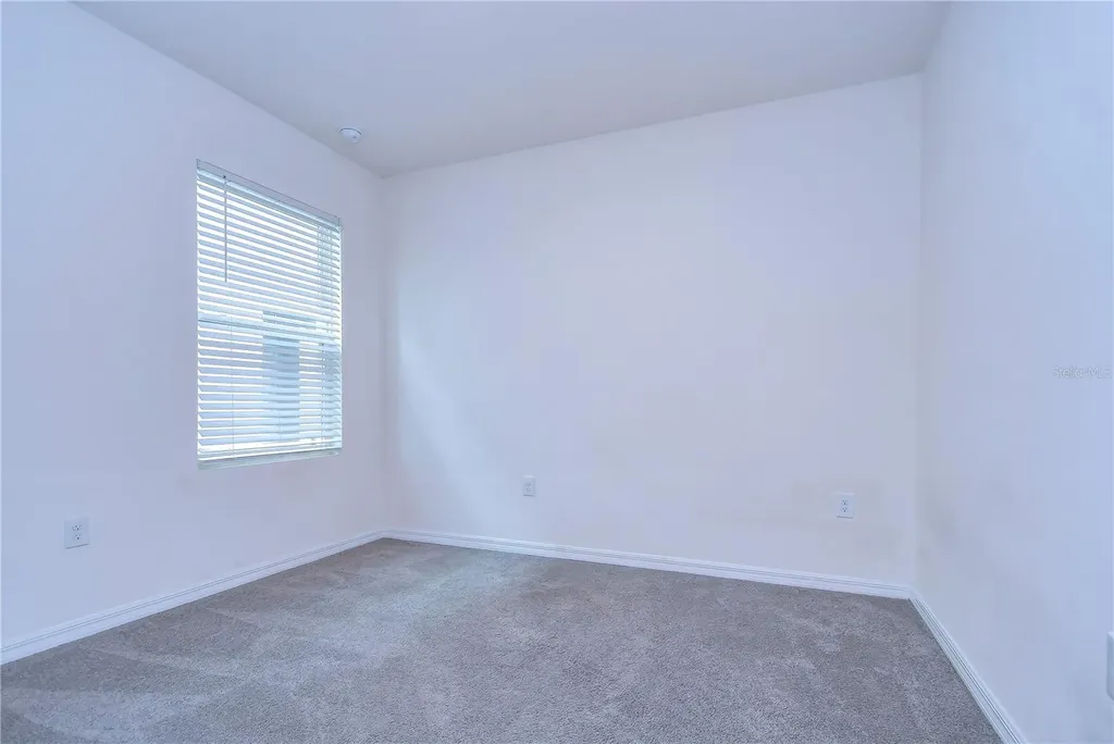 5460 Warrington Town Path Wesley Chapel FL 33545