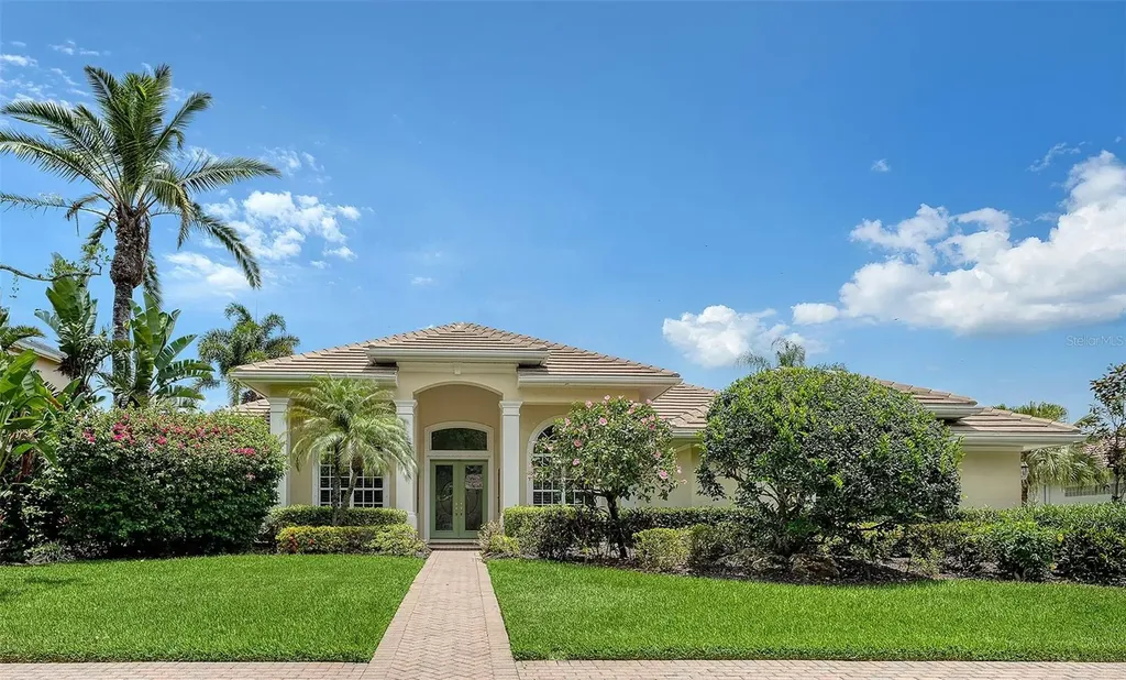 8923 Bloomfield Boulevard Sarasota FL 34238