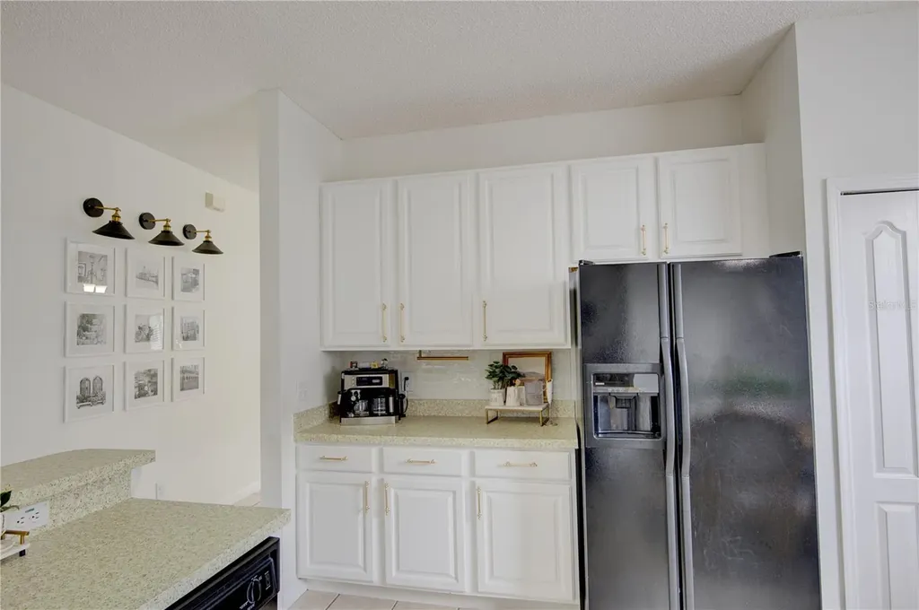 963 Cherry Valley Way Orlando FL 32828