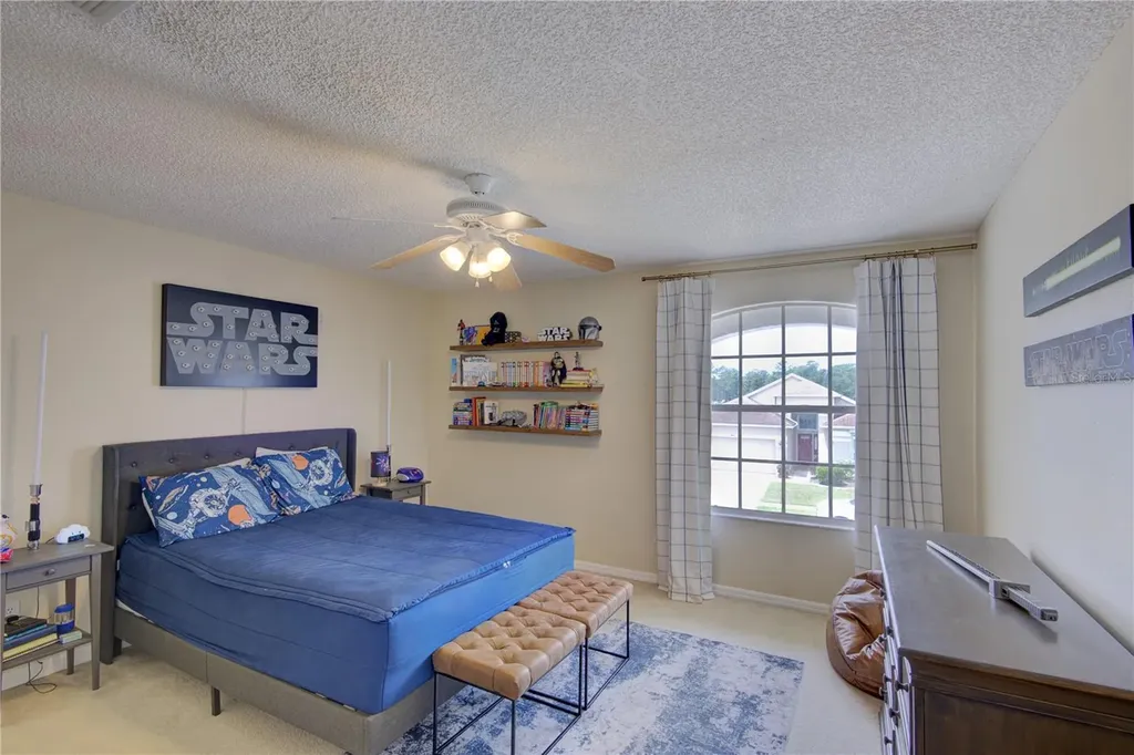 963 Cherry Valley Way Orlando FL 32828