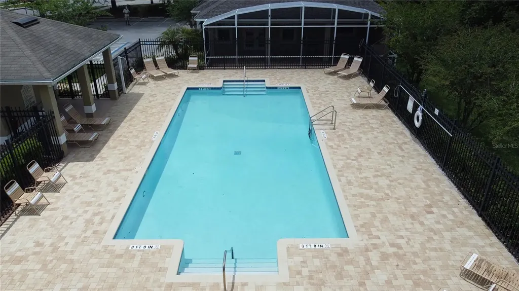 963 Cherry Valley Way Orlando FL 32828