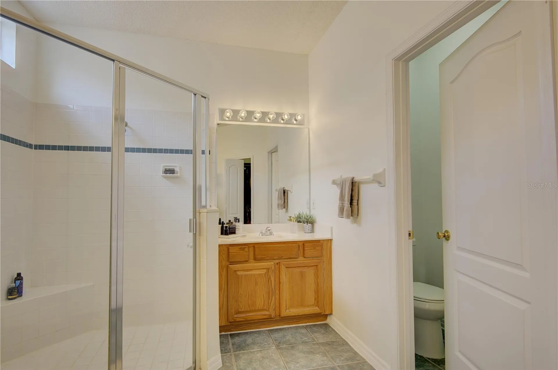 963 Cherry Valley Way Orlando FL 32828