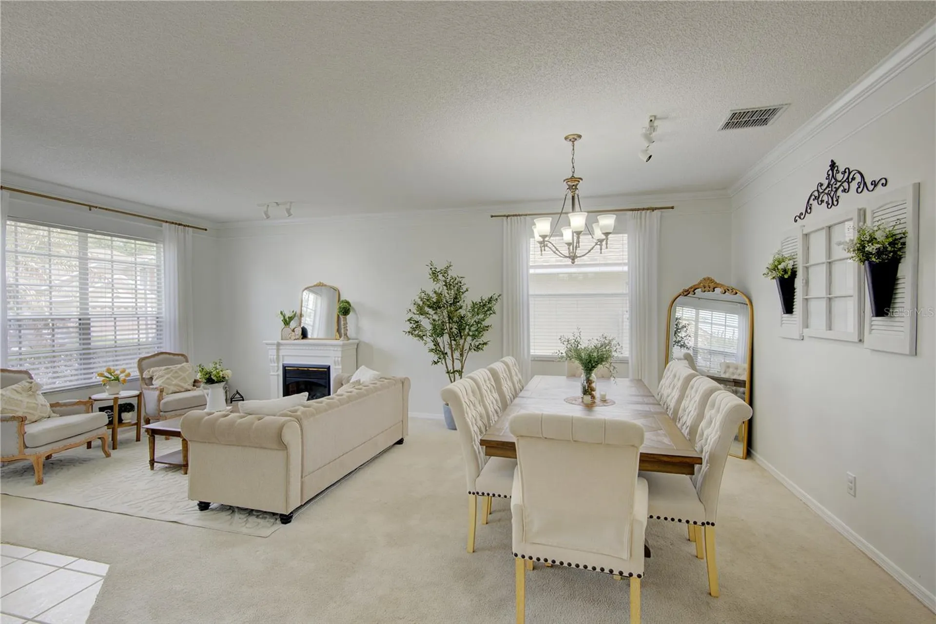963 Cherry Valley Way Orlando FL 32828