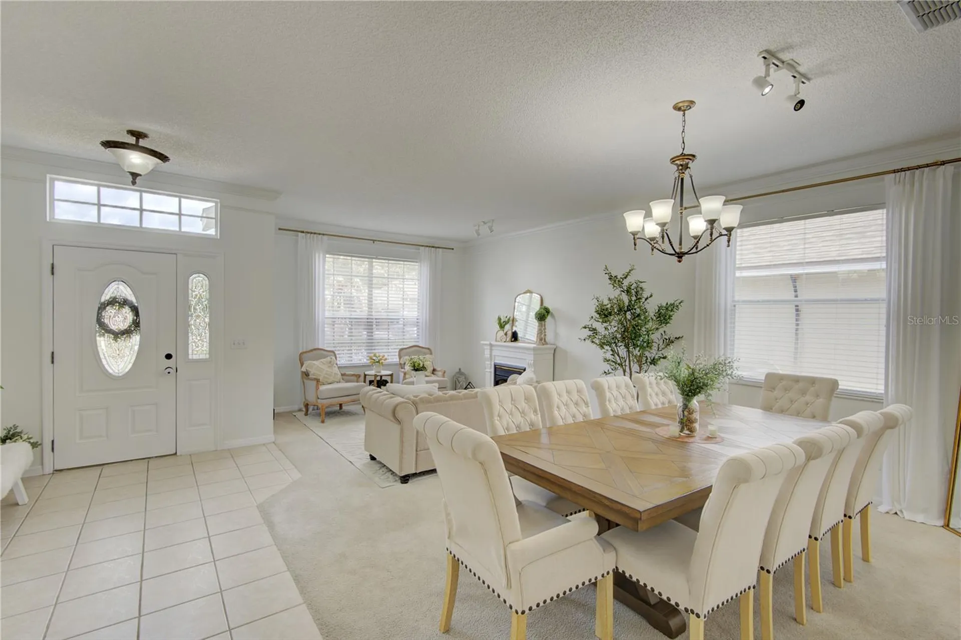 963 Cherry Valley Way Orlando FL 32828