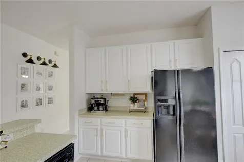 963 Cherry Valley Way Orlando FL 32828