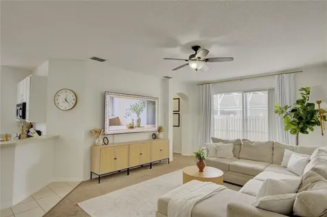 963 Cherry Valley Way Orlando FL 32828