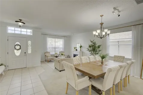 963 Cherry Valley Way Orlando FL 32828