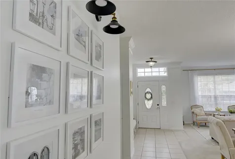 963 Cherry Valley Way Orlando FL 32828