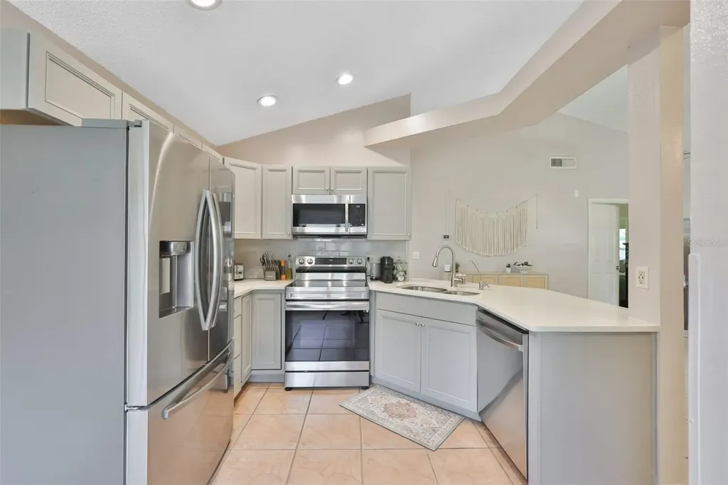 12832 Coverdale Drive Tampa FL 33624